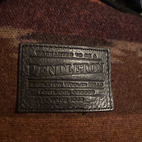 Pendleton Aztec Southwest Wool small weekender Bag - Picture 3 of 16